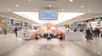 Calle Monasterio de Arlanza, 20, Madrid, Madrid for lease Interior Photo- Image 1 of 1