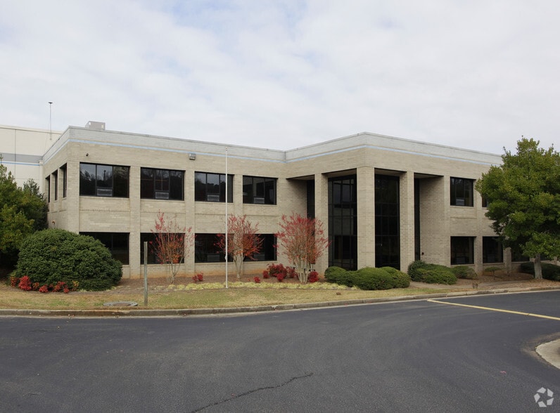 166 Etowah Industrial Ct, Canton, GA for lease - Building Photo - Image 1 of 3