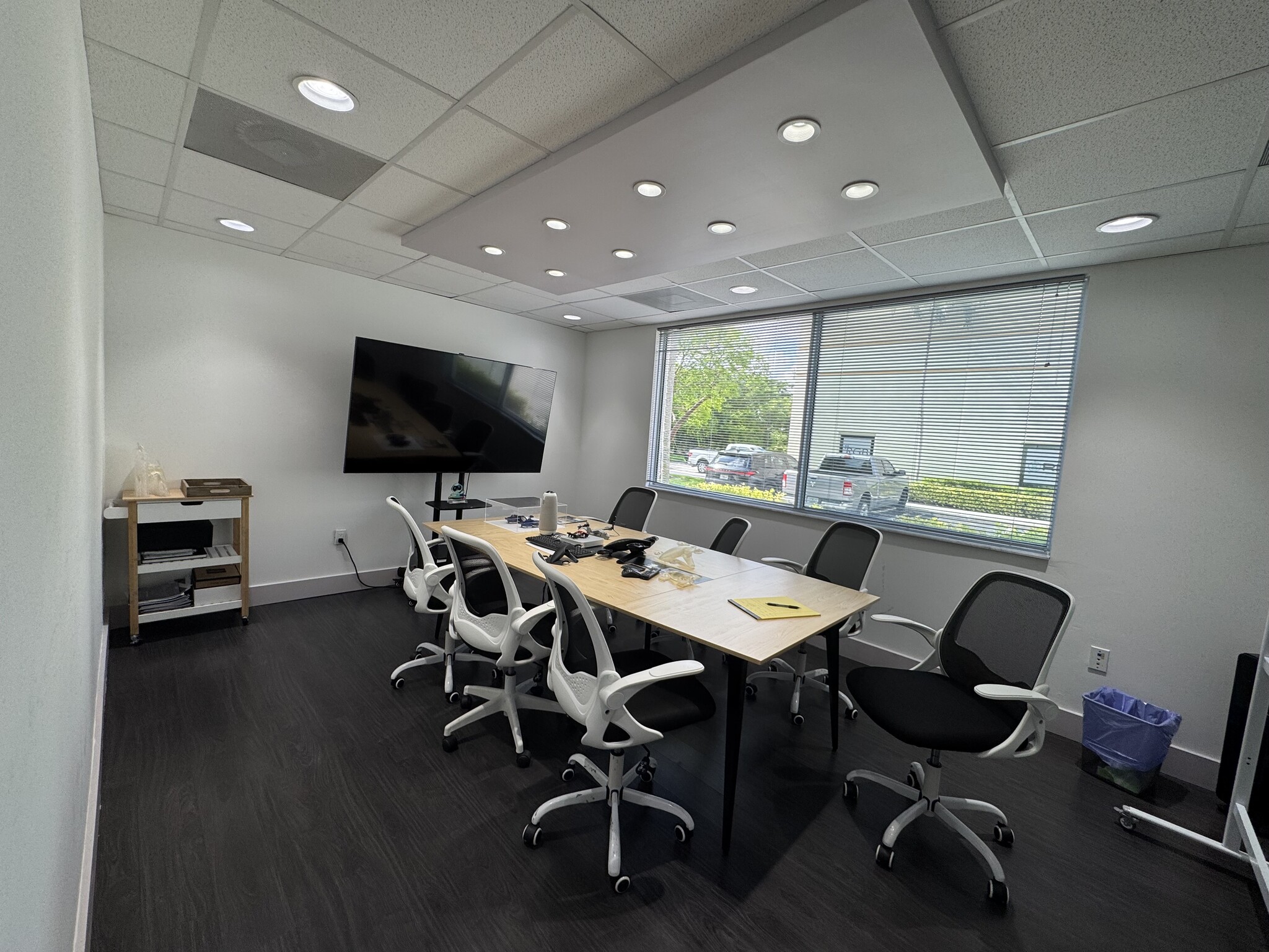 935 NW 31st Ave, Pompano Beach, FL for lease Interior Photo- Image 1 of 10