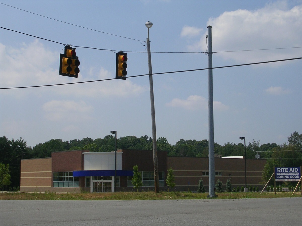 498 Warfield Blvd, Clarksville, TN 37043