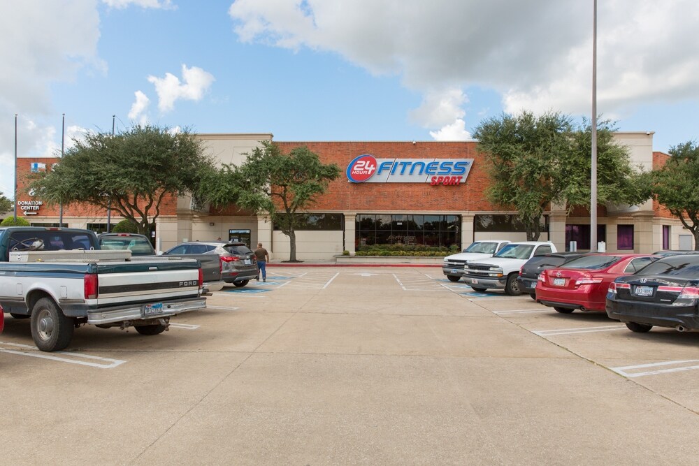 3501-3517 Garth Rd, Baytown, TX for sale Building Photo- Image 1 of 1