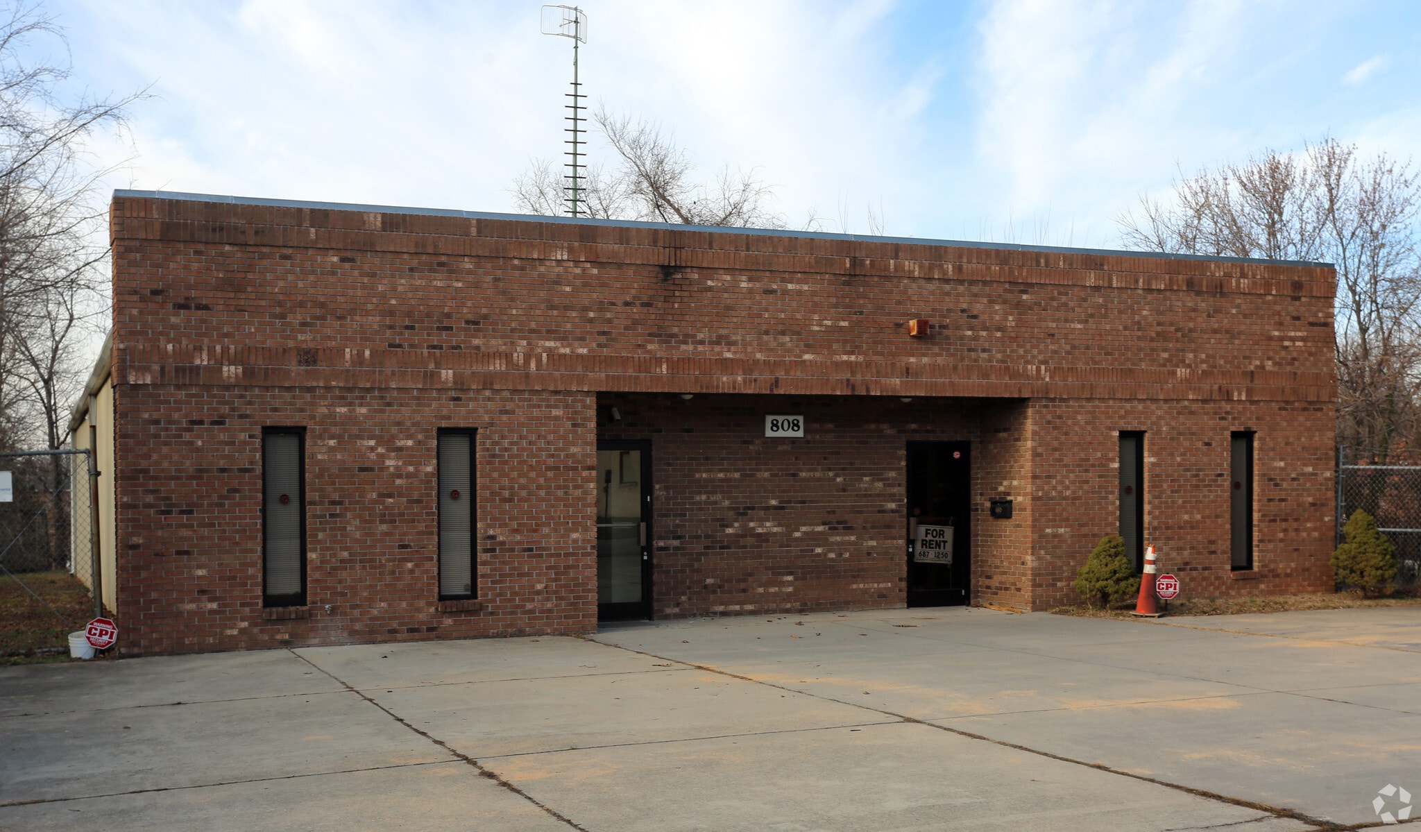 808 English Rd, High Point, NC for sale Primary Photo- Image 1 of 1