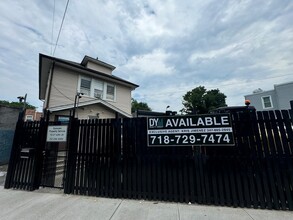 7227 60th Ln, Ridgewood, NY for lease Building Photo- Image 2 of 4