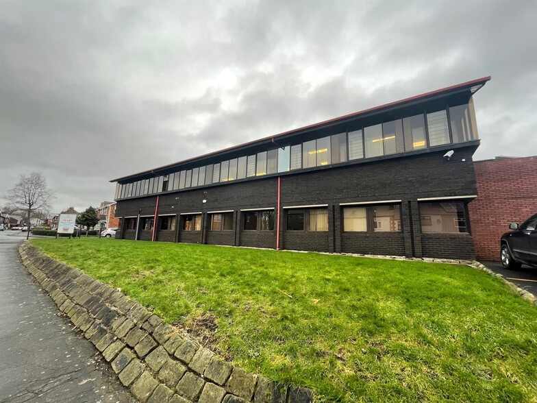 Railway Rd, Chorley for lease - Building Photo - Image 2 of 2