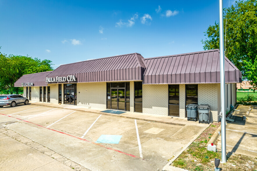 703 N Greenville Ave, Allen, TX for lease - Building Photo - Image 2 of 7