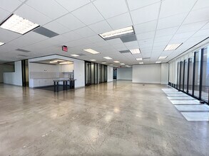 515 Congress Ave, Austin, TX for lease Interior Photo- Image 2 of 5