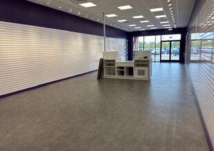 339-403 Silver Bluff Rd, Aiken, SC for lease Interior Photo- Image 2 of 7