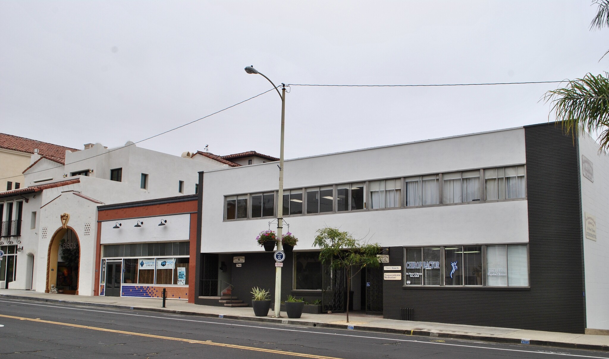 738-746 E Main St, Ventura, CA for lease Building Photo- Image 1 of 4