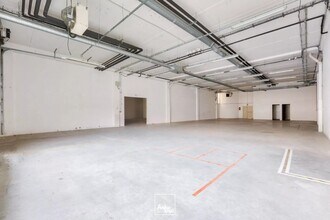 23 Rue Du Petit, Cergy for lease Interior Photo- Image 2 of 4