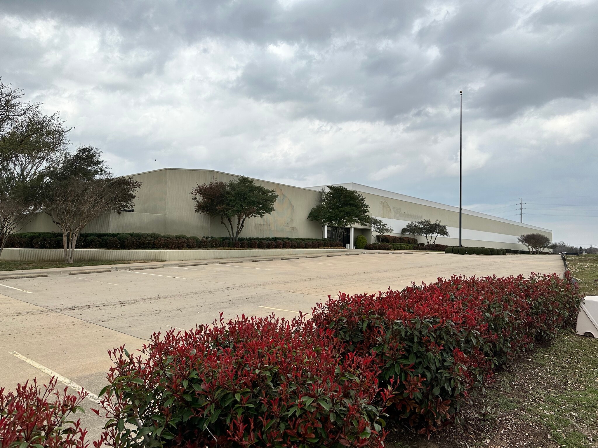 2801 N Interstate 35, Denton, TX 76207