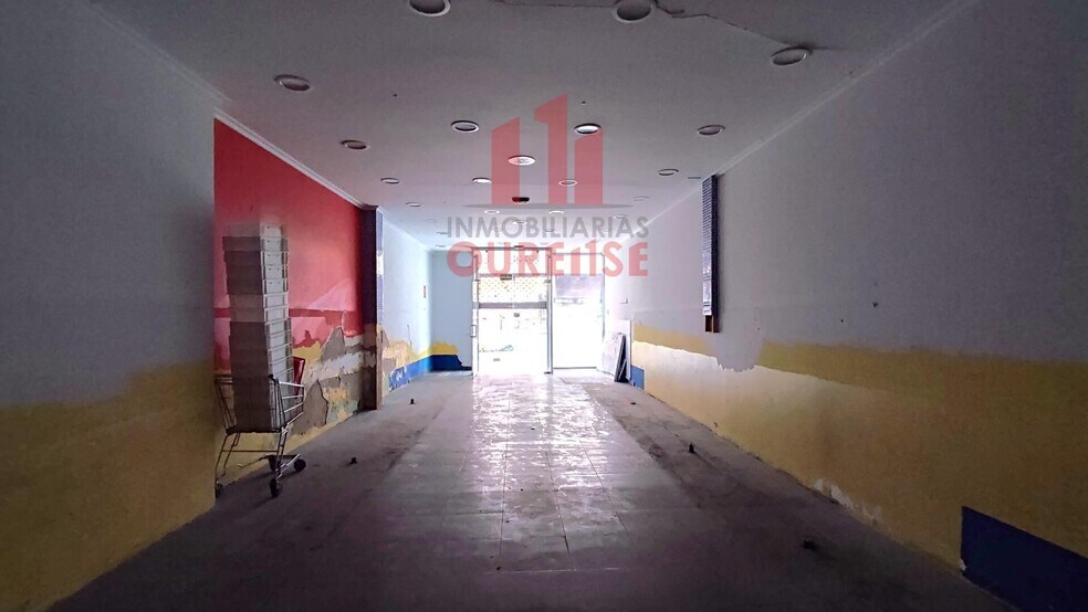 Retail in Ourense, Orense for lease - Building Photo - Image 2 of 10