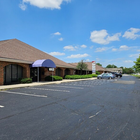 1377-1393 Dublin Rd, Columbus, OH for lease - Building Photo - Image 2 of 8