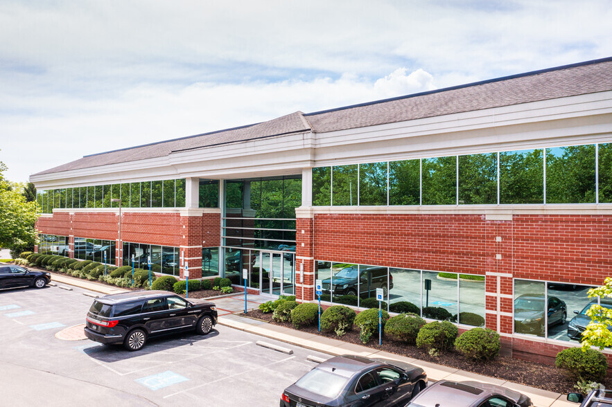 10 Campus Blvd, Newtown Square, PA for lease - Building Photo - Image 3 of 10