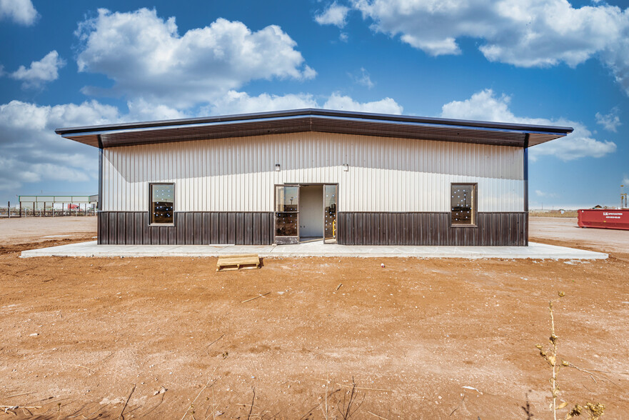 3106 County Rd 135, Midland, TX for lease - Building Photo - Image 3 of 9