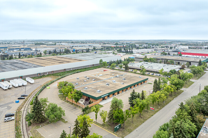 11510-11522 168th St NW, Edmonton, AB for lease - Aerial - Image 3 of 3