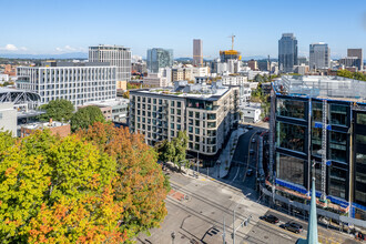 1725 SW Salmon St, Portland, OR - aerial  map view