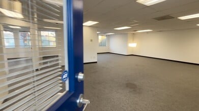 930 Alhambra Blvd, Sacramento, CA for lease - Commercial Listing Video 