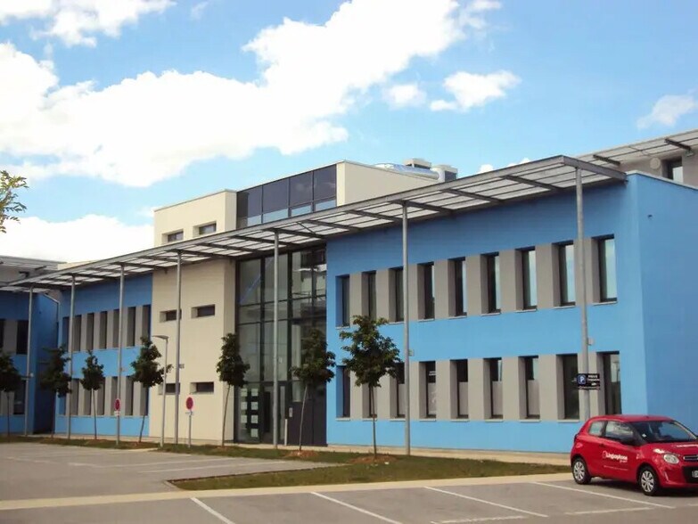 43 Rue Elsa Triolet, Dijon for lease - Building Photo - Image 2 of 6