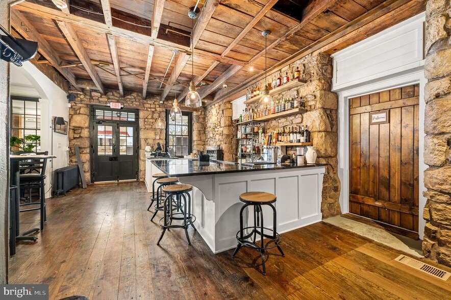 366 Ridge Rd, Spring City, PA for sale - Building Photo - Image 2 of 29