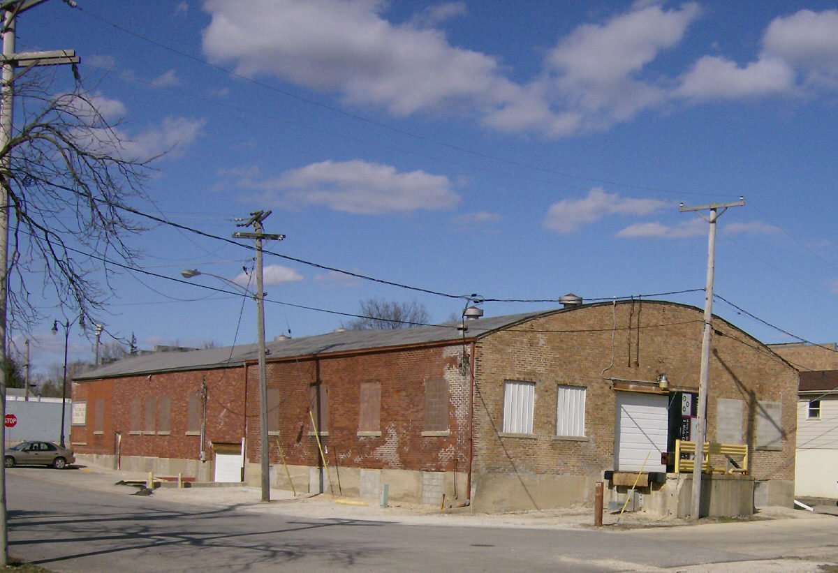 177 W Lincoln Ave, Hinckley, IL 60520 - Industrial for Lease | LoopNet