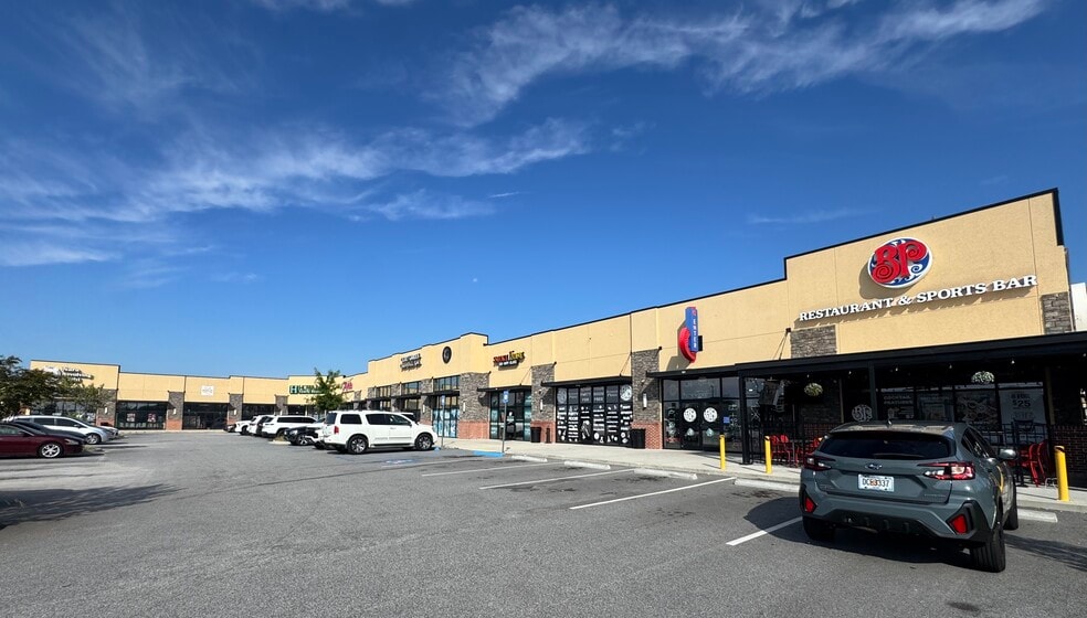 810 Towne Center Blvd, Pooler, GA for lease - Building Photo - Image 3 of 10