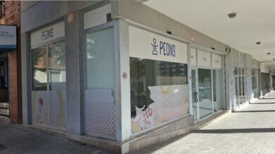 Retail in Reus, Tarragona for lease Interior Photo- Image 2 of 9