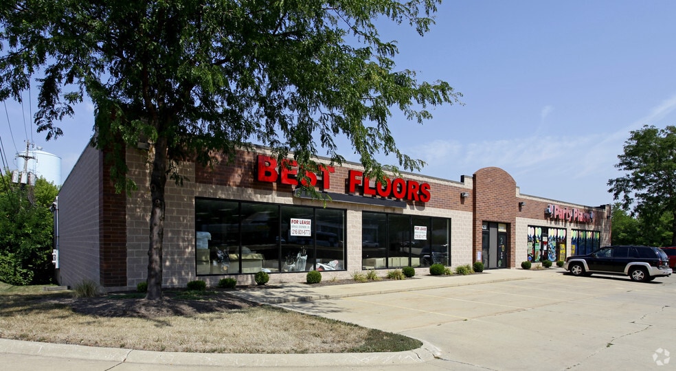 7437-7441 Mentor Ave, Mentor, OH for lease - Building Photo - Image 2 of 2