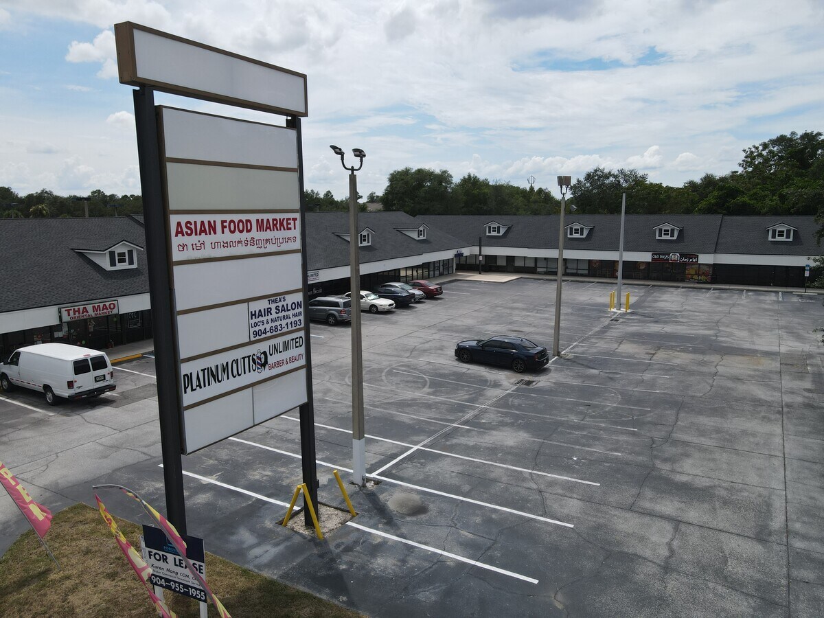 1704 Southside Blvd, Jacksonville, FL 32216 Southside Atlantic Plaza