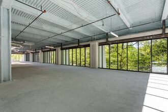 1300 SW Fifth Ave, Portland, OR for lease Interior Photo- Image 2 of 6