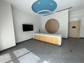 8931-8947 W Atlantic Blvd, Coral Springs, FL for sale Building Photo- Image 2 of 28