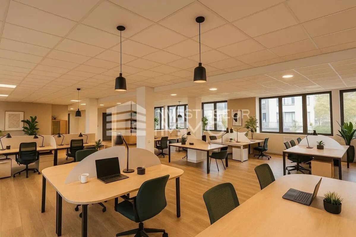 Office in Boissy-Saint-Léger for lease Building Photo- Image 1 of 15