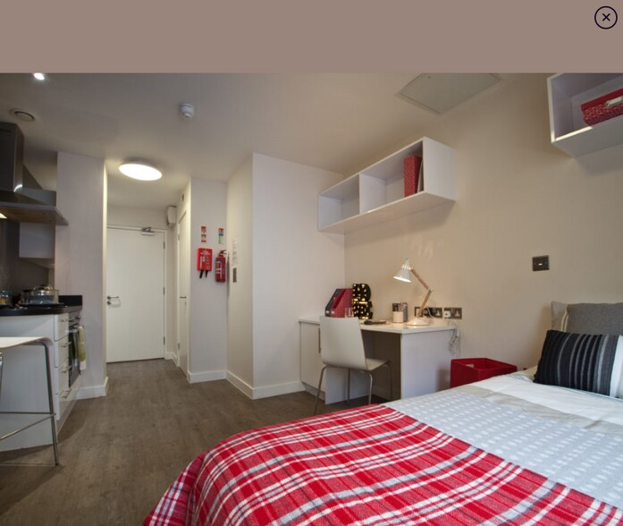 Kingsway, Cardiff for lease - Interior Photo - Image 3 of 5