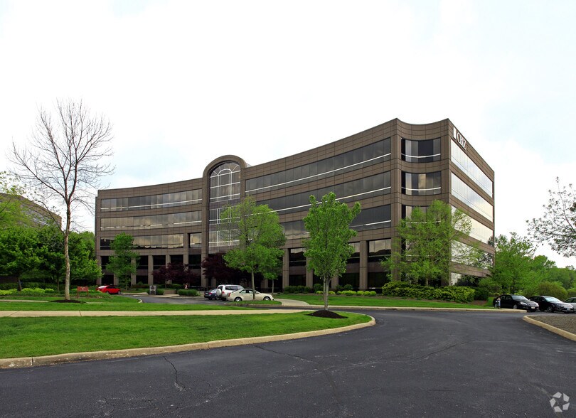 6050 Oak Tree Blvd Independence Oh 44131 Park Center Plaza Iii Loopnet Com