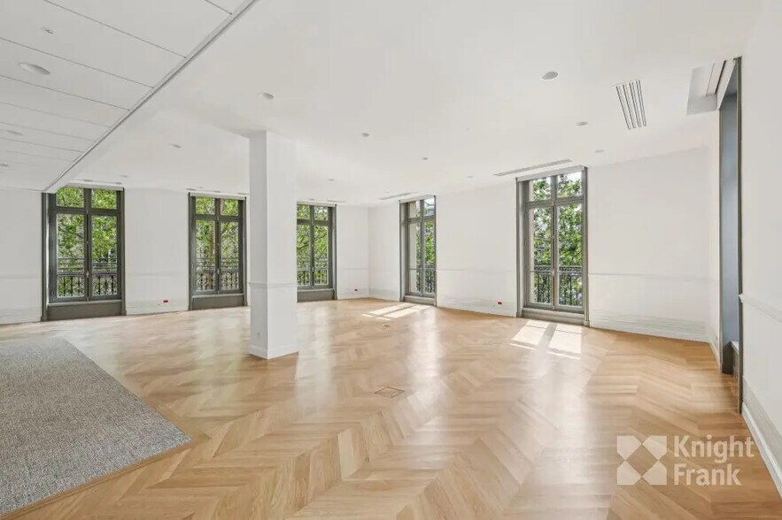 112-114 Boulevard Haussmann, Paris for lease - Building Photo - Image 3 of 15