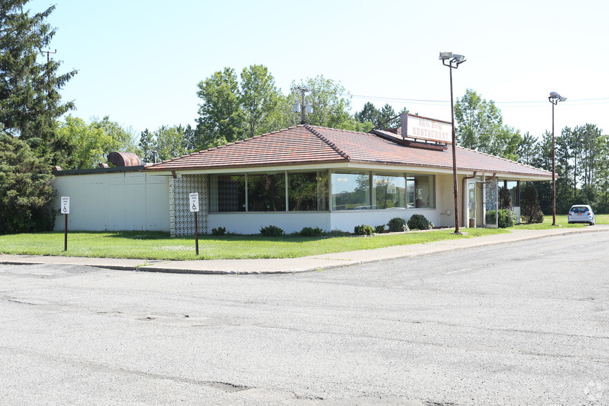 2550 Buffalo Rd, Gates, NY for sale - Building Photo - Image 1 of 6