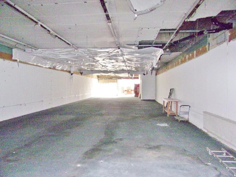 14-15 High St, London for sale - Interior Photo - Image 3 of 10