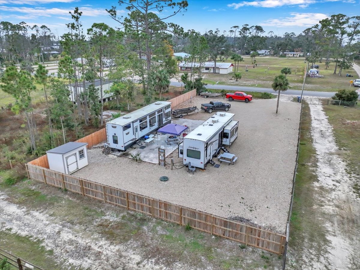 516 2nd NW st, Steinhatchee, FL for sale Primary Photo- Image 1 of 17
