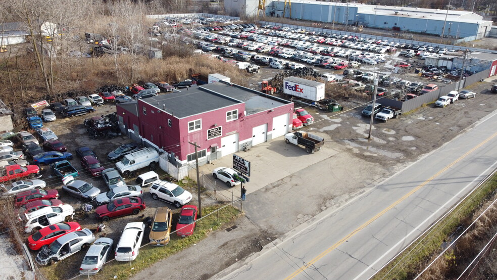 1775 Main St, Niles, OH for sale - Building Photo - Image 1 of 1