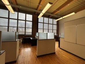31 South St, Mount Vernon, NY for lease Interior Photo- Image 2 of 6
