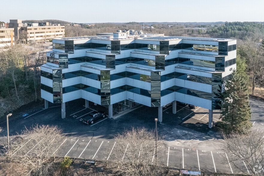 420 Lakeside Ave, Marlborough, MA for lease - Building Photo - Image 2 of 3