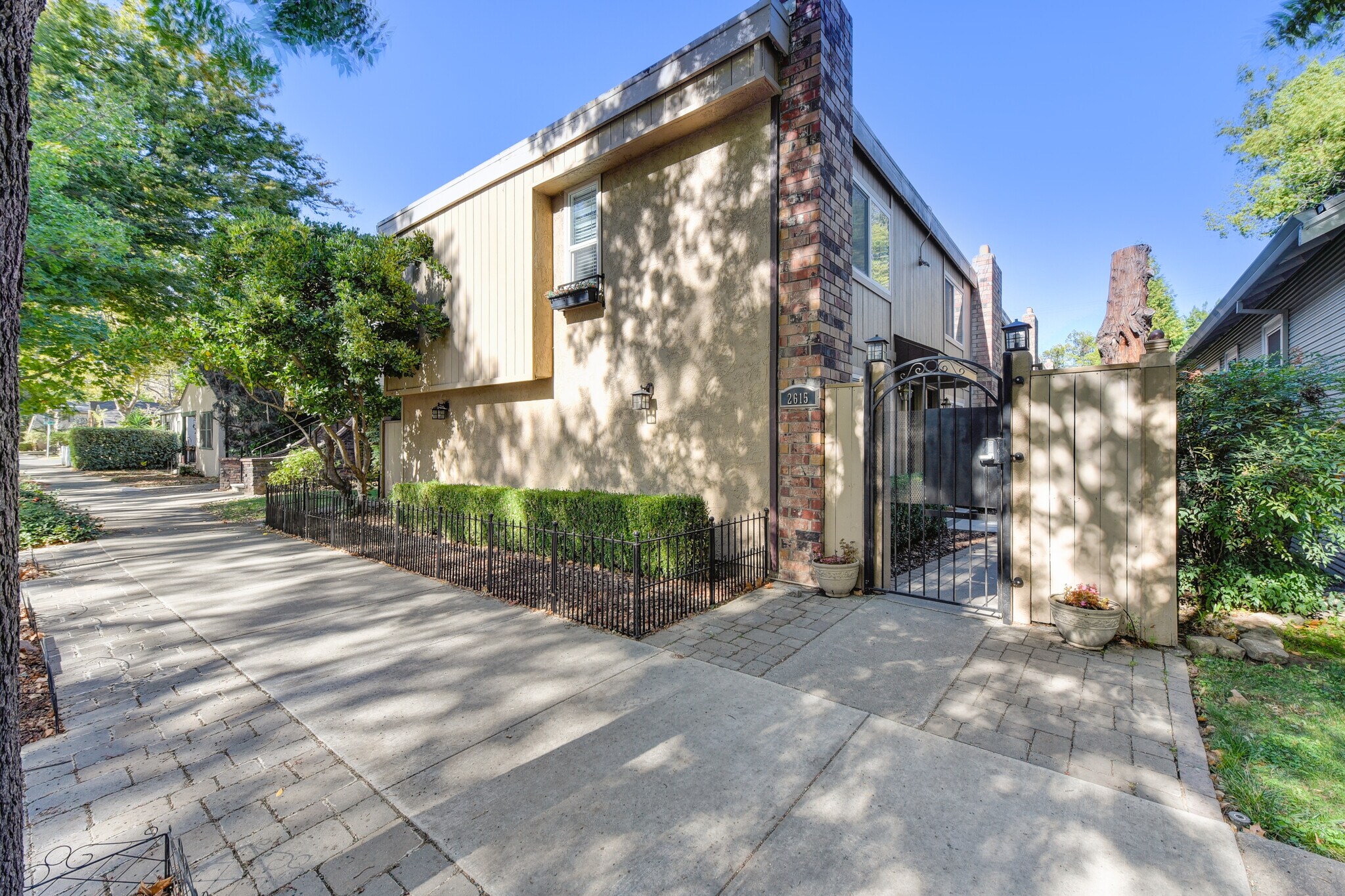 2615 F St, Sacramento, CA for sale Building Photo- Image 1 of 1