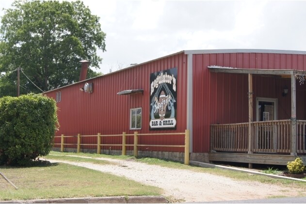 202 South Ave C, Elgin, TX for sale Primary Photo- Image 1 of 1