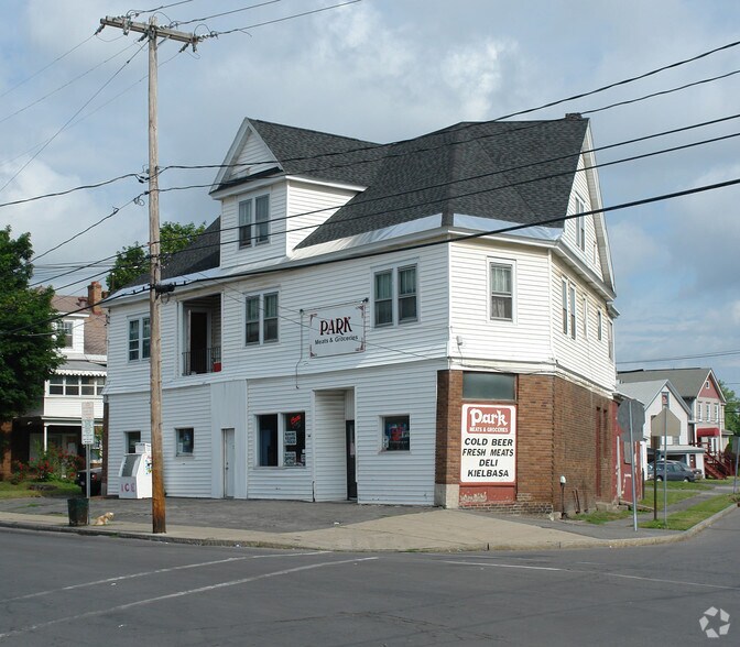 902 Park Ave, Syracuse, NY for sale - Primary Photo - Image 1 of 1