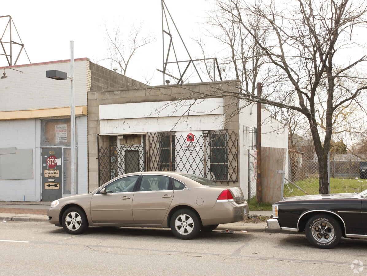 13113 Dexter Ave, Detroit, MI 48238