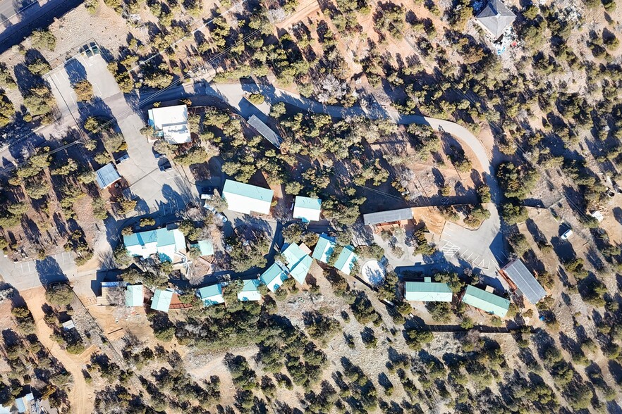 25 Vista Point Rd, Santa Fe, NM for sale - Primary Photo - Image 1 of 13