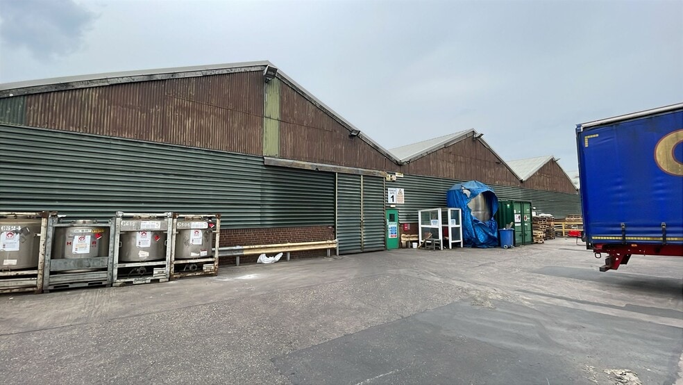 Coleshill Rd, Tamworth for lease - Building Photo - Image 3 of 5