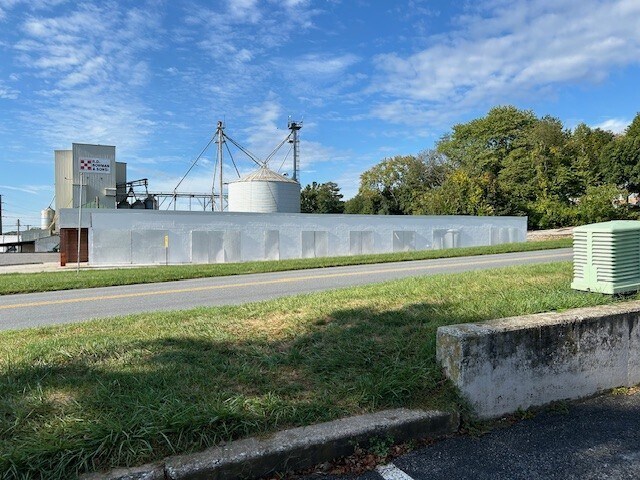 107 Englar Rd, Westminster, MD for lease Building Photo- Image 1 of 3