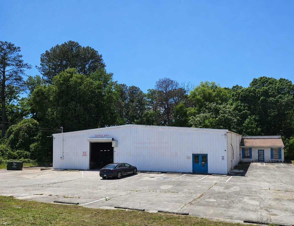 1747 Rock Chapel Rd, Lithonia, GA for sale Primary Photo- Image 1 of 12