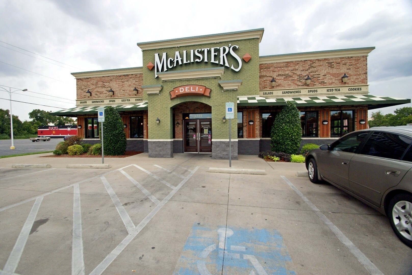 4551 W Waco Dr, Waco, TX for sale Primary Photo- Image 1 of 1