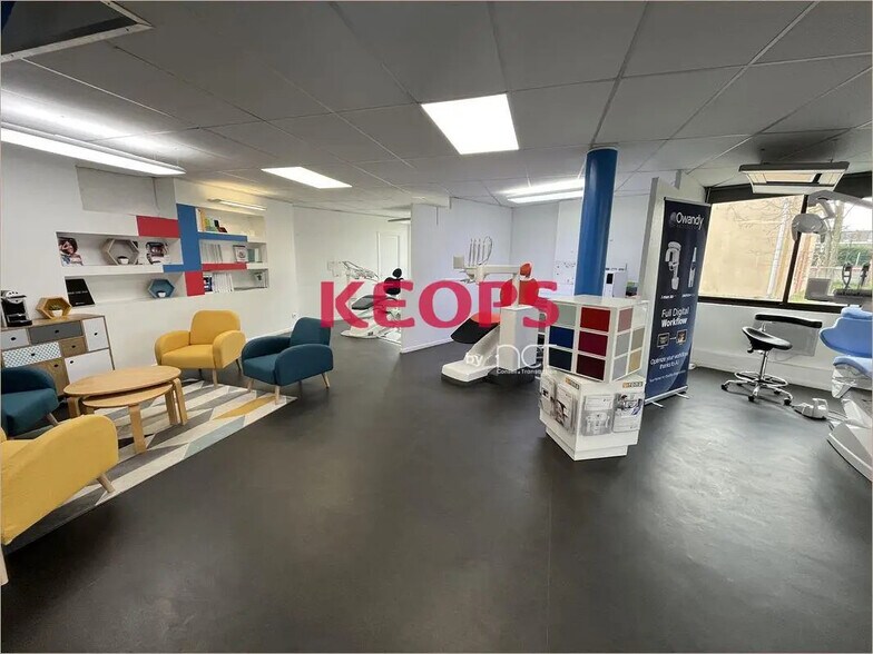 Flex in Toulouse for lease - Interior Photo - Image 3 of 8